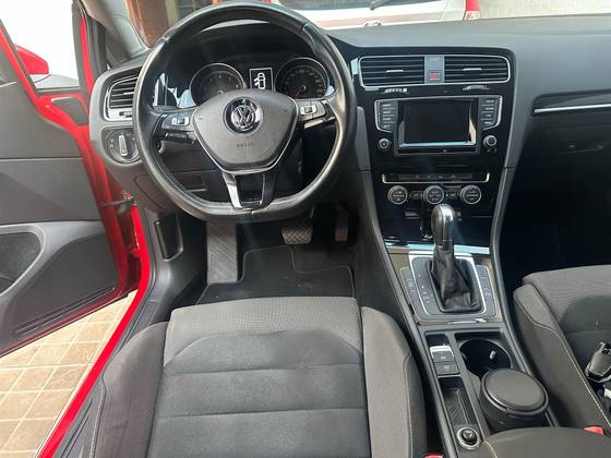 VOLKSWAGEN GOLF 1.4 TSI HIGHLINE 16V GASOLINA 4P AUTOMÁTICO VOLKSWAGEN GOLF 1.4 TSI HIGHLINE 16V GASOLINA 4P AUTOMÁTICO